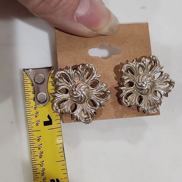 GUC Vintage MFA Sterling Silver Flower Earrings - Picture 4 of 4